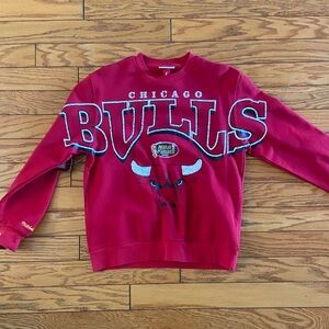 Mitchell and Ness Chicago Bulls Sweatshirt - small
